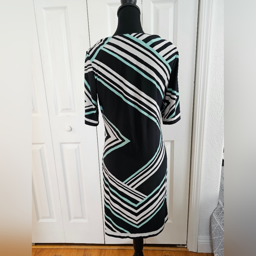 Perceptions shift dress - Picture 3 of 4